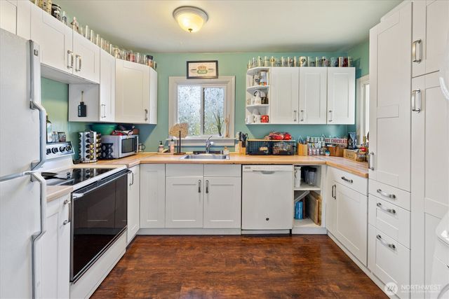201 N 101st Street, Seattle, WA 98133