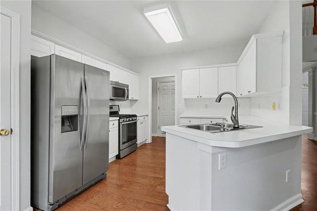 6220 Ivey Hill Drive, Cumming, GA 30040