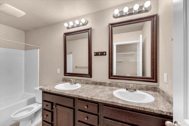 7253 Legacy Court, Redding, CA 96001