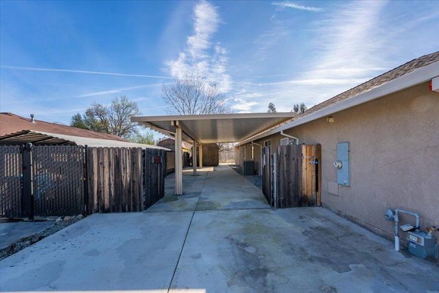 7253 Legacy Court, Redding, CA 96001