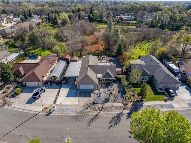 7253 Legacy Court, Redding, CA 96001