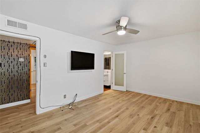 4040 San Felipe Street 233, Houston, TX 77027