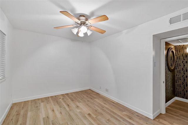 4040 San Felipe Street 233, Houston, TX 77027