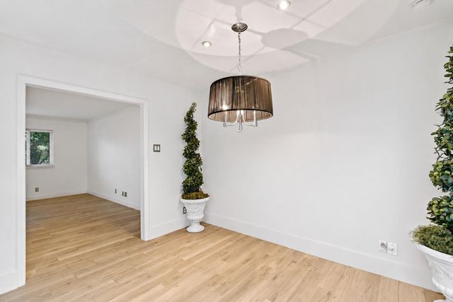 4040 San Felipe Street 233, Houston, TX 77027