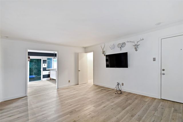 4040 San Felipe Street 233, Houston, TX 77027