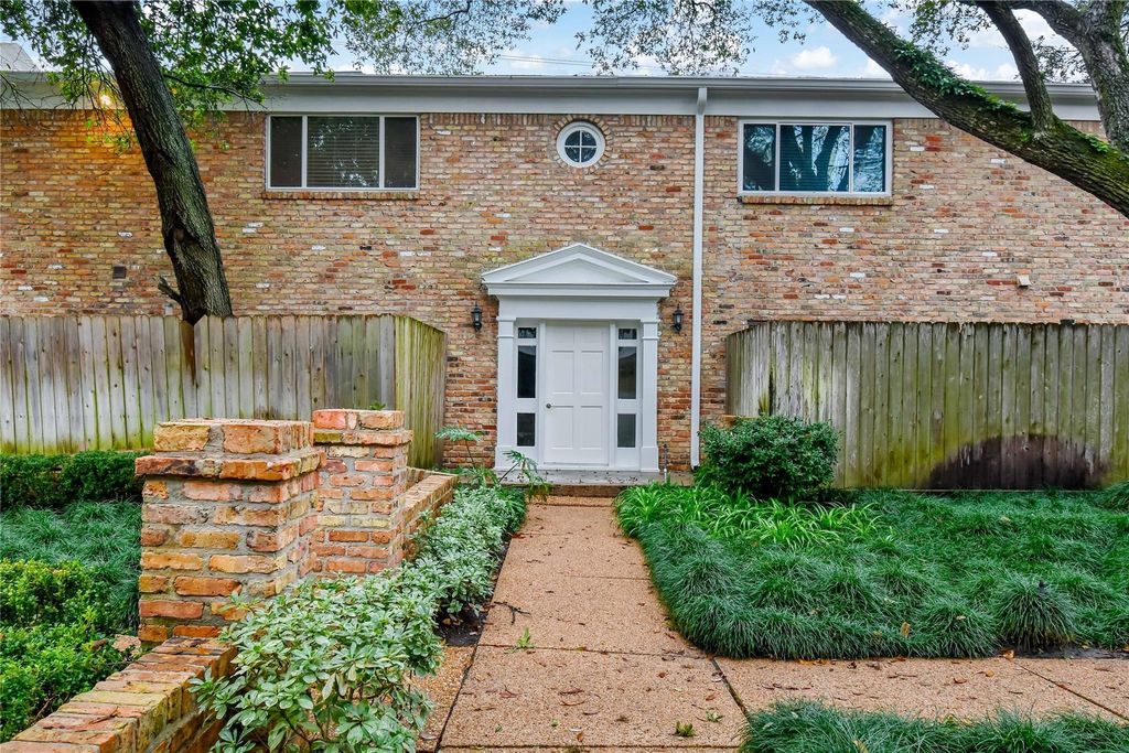 4040 San Felipe Street 233, Houston, TX 77027