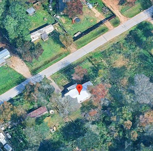 8215 Rolling Oaks Drive, Spring, TX 77389