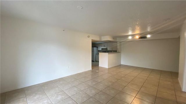 5045 WILES Road 205, Coconut Creek, FL 33073