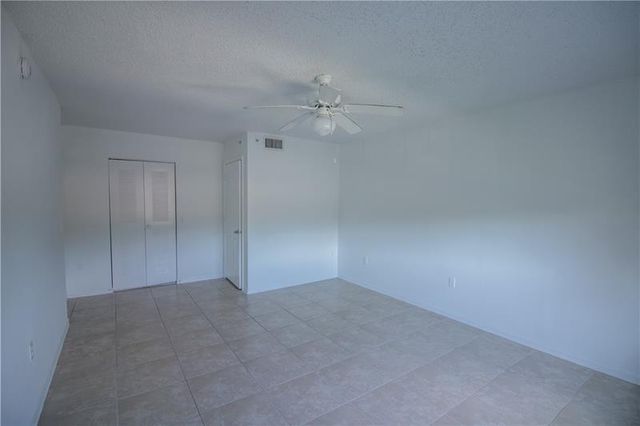 5045 WILES Road 205, Coconut Creek, FL 33073