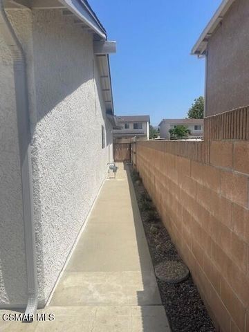 2243 Carver Court, Simi Valley, CA 93063