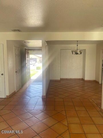 2243 Carver Court, Simi Valley, CA 93063