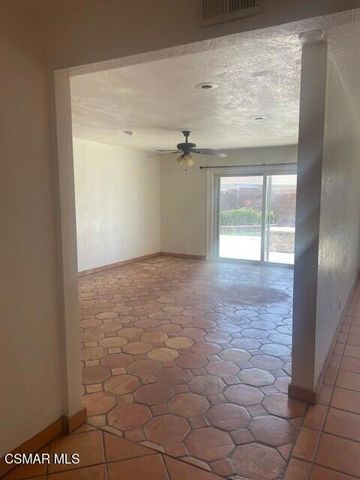 2243 Carver Court, Simi Valley, CA 93063