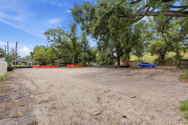 6201 E KING STREET, Tampa, FL 33604