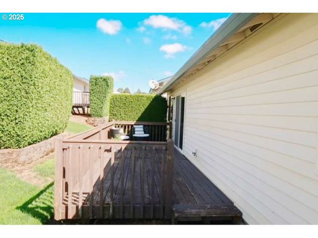 2122 Ne 79TH Ave, Vancouver, WA 98664