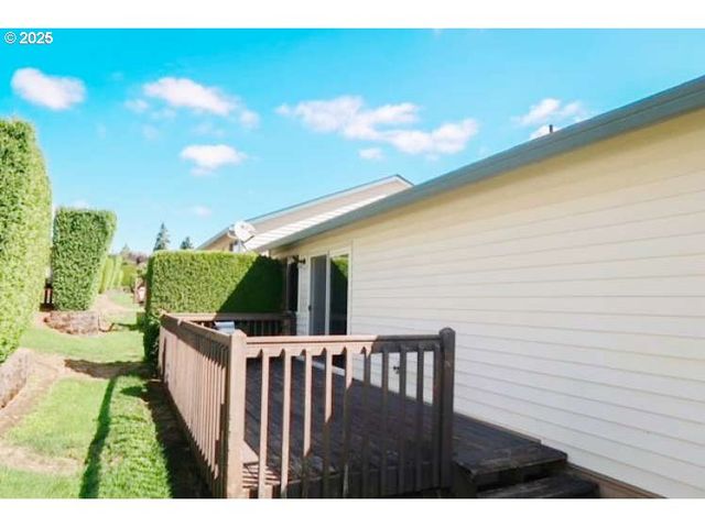 2122 Ne 79TH Ave, Vancouver, WA 98664