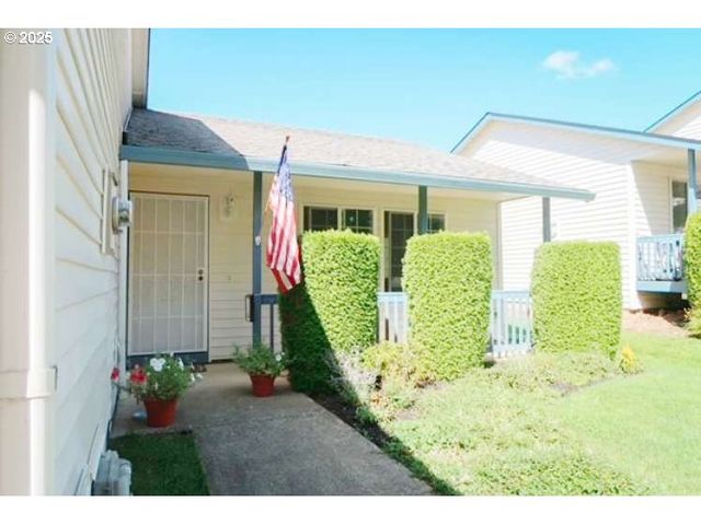 2122 Ne 79TH Ave, Vancouver, WA 98664