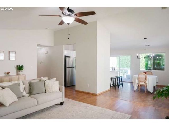 2122 Ne 79TH Ave, Vancouver, WA 98664