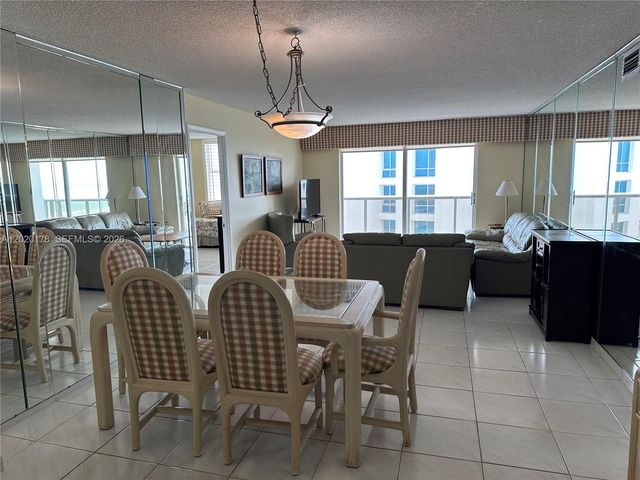6039 Collins Ave 924, Miami Beach, FL 33140