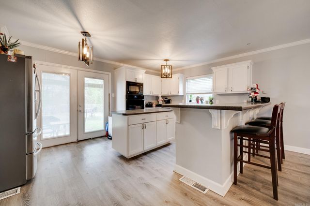 2860 Broadmoor Drive, Conway, AR 72034