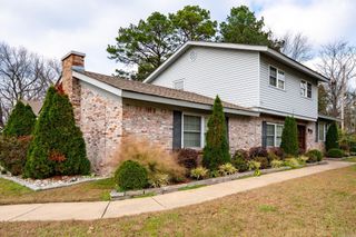 2860 Broadmoor Drive, Conway, AR 72034