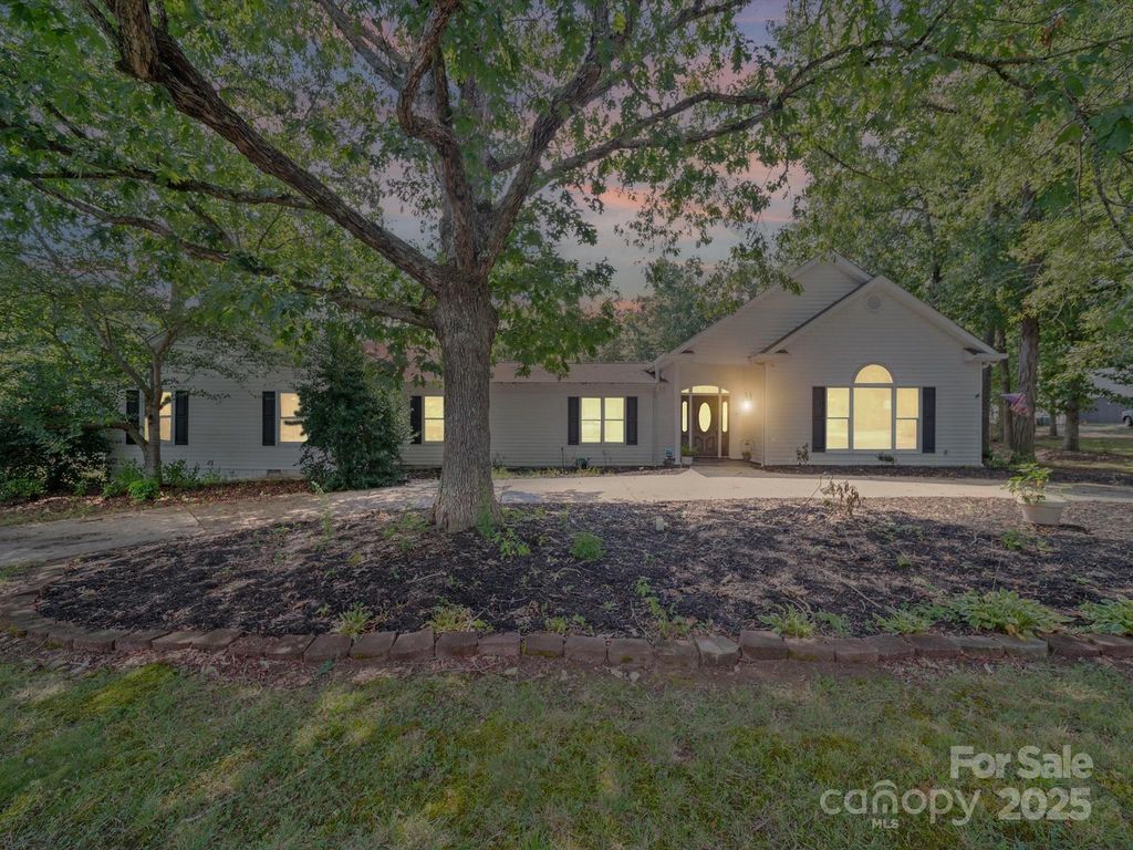 7402 Cunningham Lane, Indian Trail, NC 28079