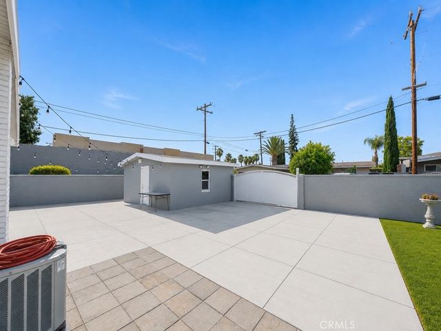2103 E Ward Ter, Anaheim, CA 92806