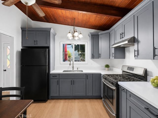 2103 E Ward Ter, Anaheim, CA 92806