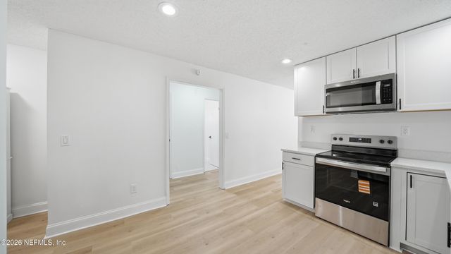 2338 BLOSSOM RIDGE Drive N, Jacksonville, FL 32218