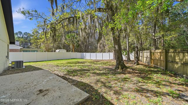 2338 BLOSSOM RIDGE Drive N, Jacksonville, FL 32218