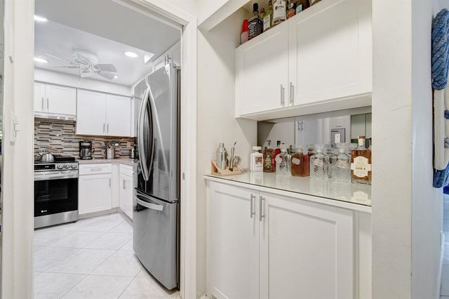 3221 S Ocean Boulevard 505, Highland Beach, FL 33487