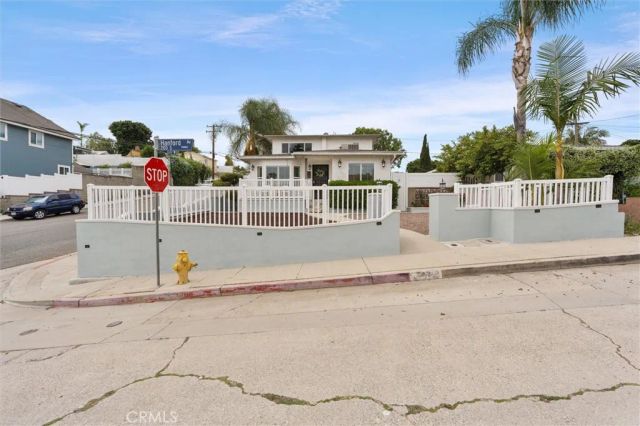 243 S Hanford, San Pedro, CA 90732