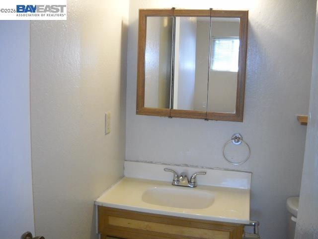 27666 Del Norte Ct, Hayward, CA 94545