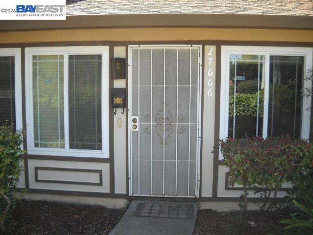 27666 Del Norte Ct, Hayward, CA 94545