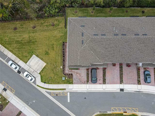 4902 LIVINGSTON LANE, Oviedo, FL 32765