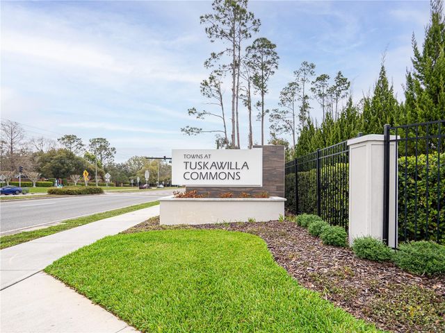 4902 LIVINGSTON LANE, Oviedo, FL 32765