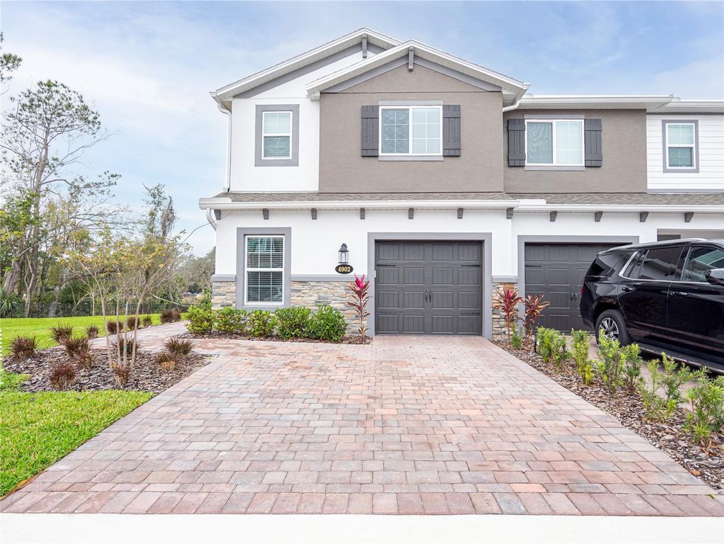 4902 LIVINGSTON LANE, Oviedo, FL 32765