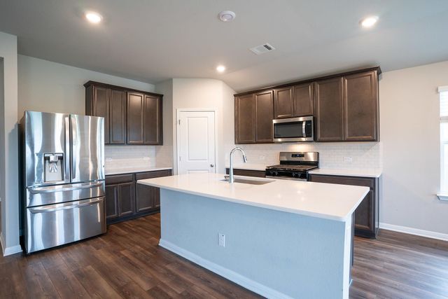 518 Windy Reed RD, Hutto, TX 78634