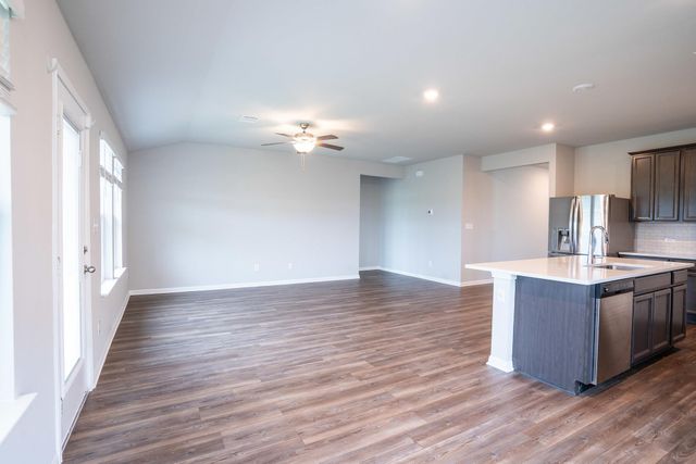 518 Windy Reed RD, Hutto, TX 78634