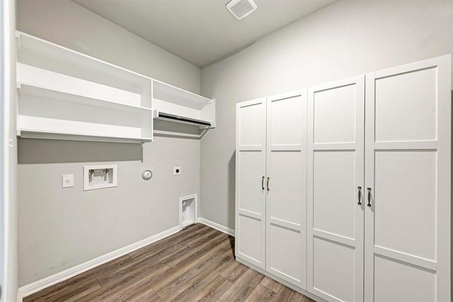 518 Windy Reed RD, Hutto, TX 78634