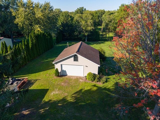 12312 W McShane ROAD, Franklin, WI 53132