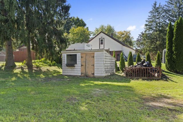 12312 W McShane ROAD, Franklin, WI 53132