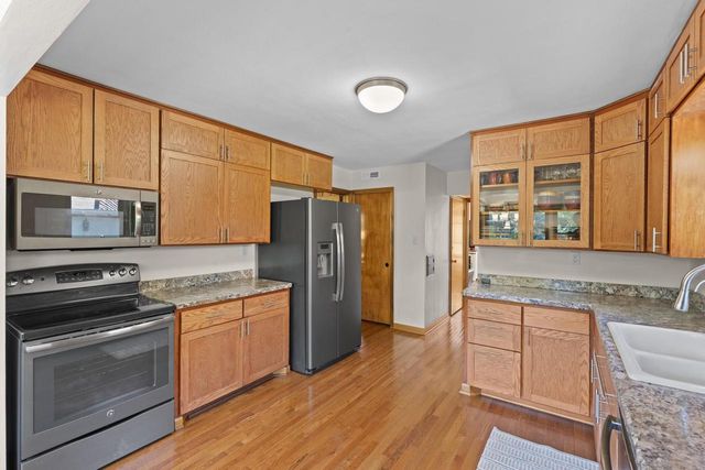 12312 W McShane ROAD, Franklin, WI 53132