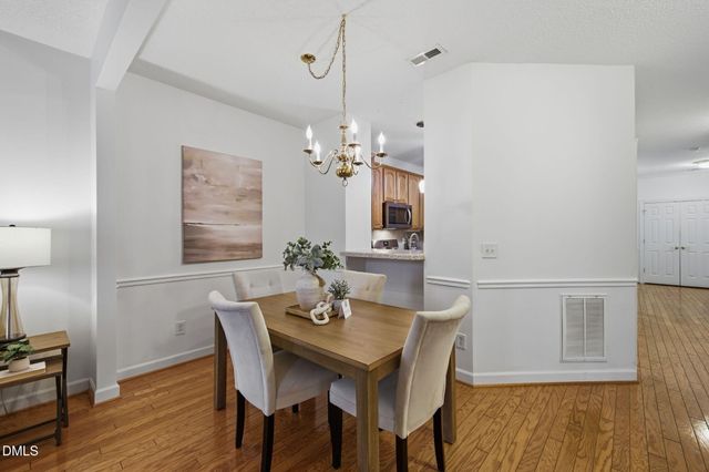 438 Sawgrass Hill Court, Cary, NC 27519