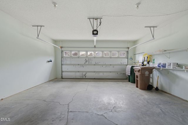 438 Sawgrass Hill Court, Cary, NC 27519