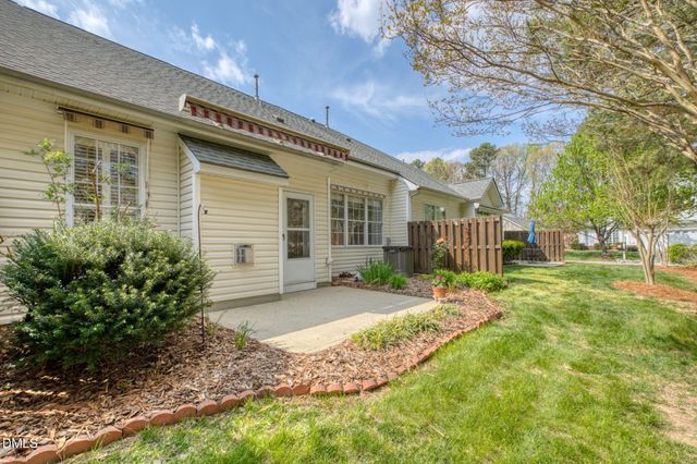 438 Sawgrass Hill Court, Cary, NC 27519