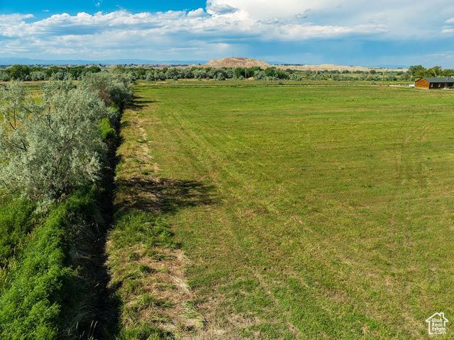 6689 W 7625 S, Myton, UT 84052