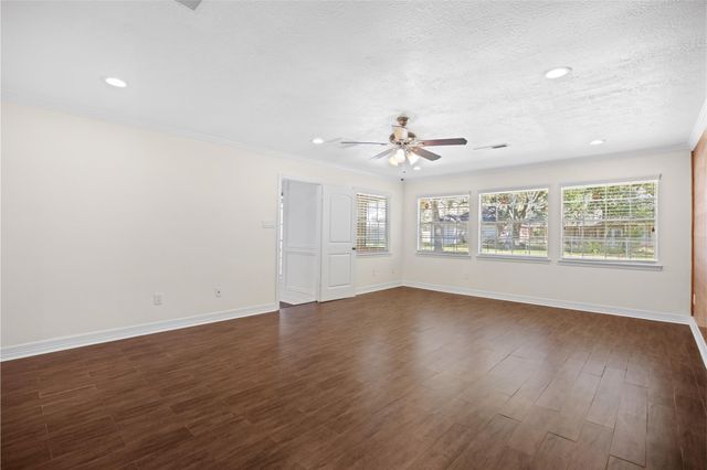 12722 Cypress Pass Loop W, Cypress, TX 77429