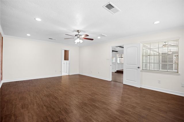 12722 Cypress Pass Loop W, Cypress, TX 77429