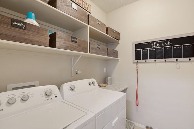 7017 Cleary Loop NE, Rio Rancho, NM 87144