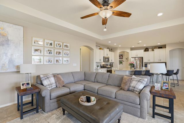 7017 Cleary Loop NE, Rio Rancho, NM 87144